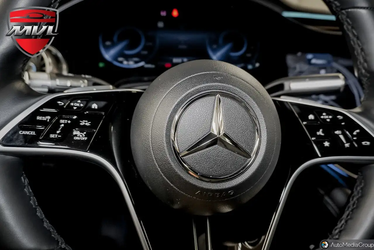 Mercedes-Benz EQS снимка Mercedes-Benz EQS