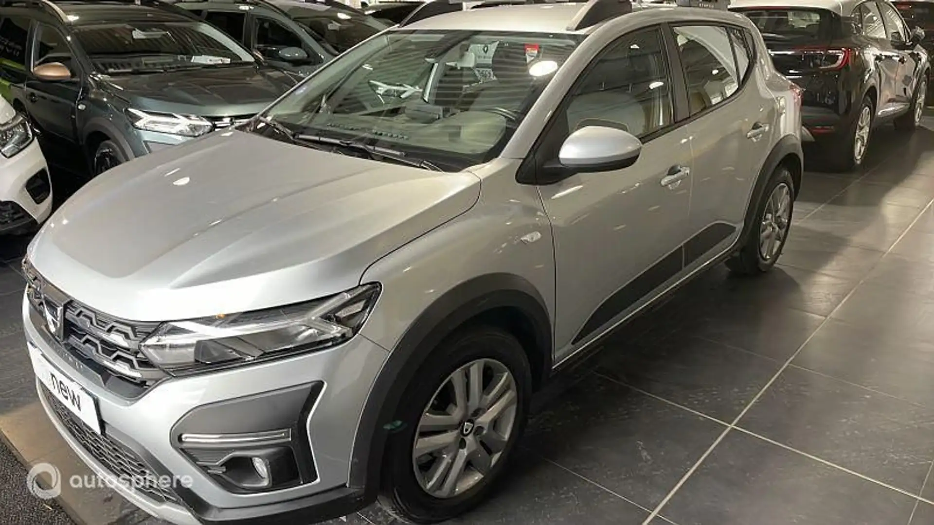 Dacia Sandero 1.0 ECO-G 100ch Stepway Confort - 1