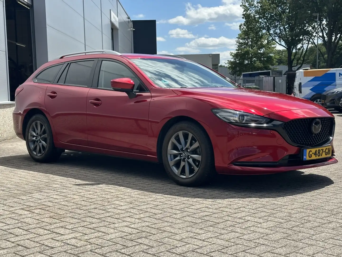 Mazda 6 Sportbreak 2.0 165pk Comfort, navi, camera Rood - 2