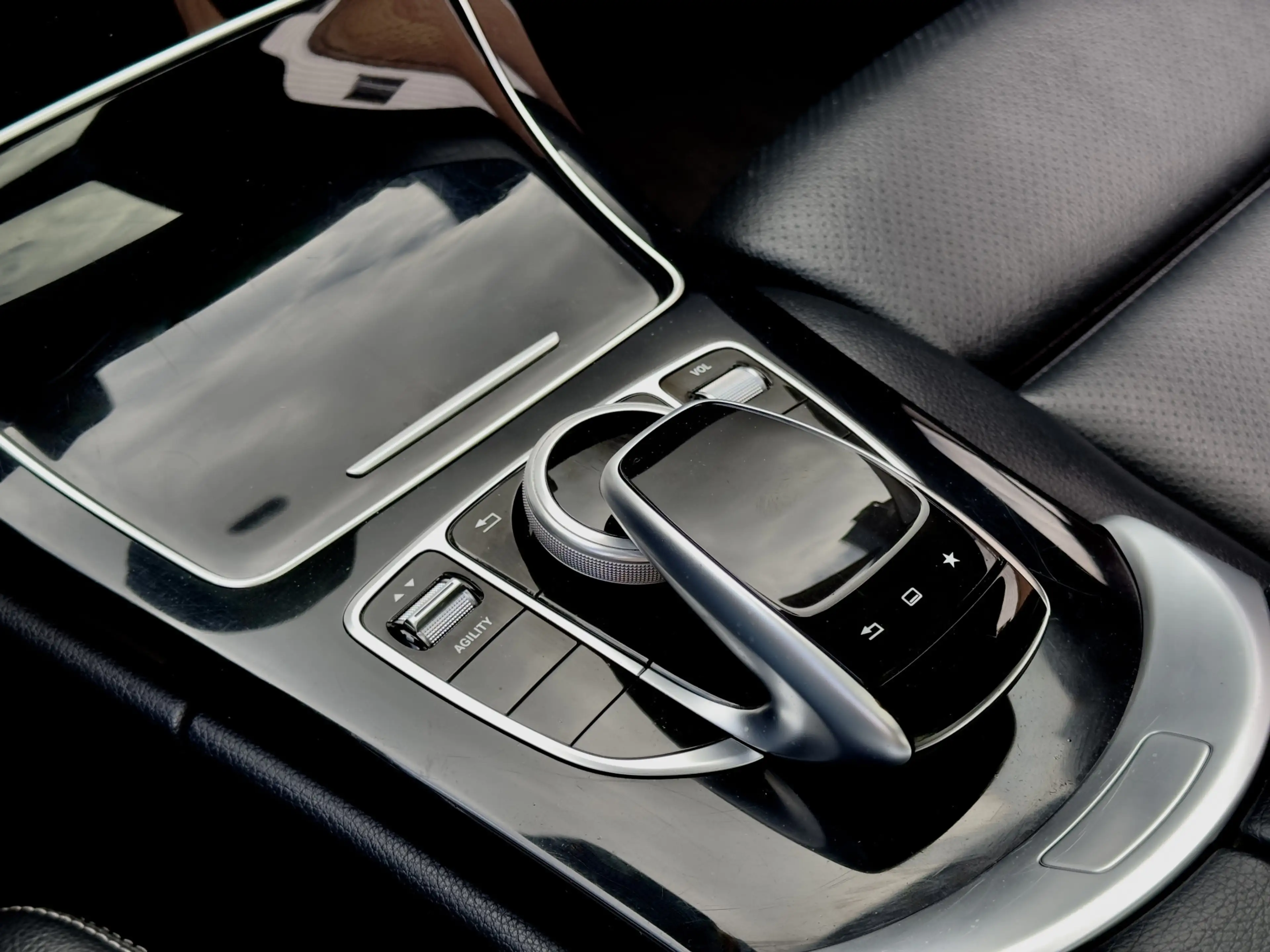 Mercedes-Benz C 180 AUT7 ACTIE! BETAAL NU 50% 6450 DE REST IN 2JAAR RE — photo 7