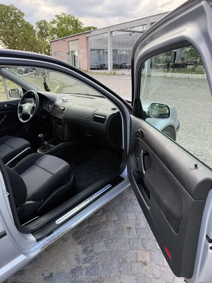 Volkswagen Golf 1.6 Edition *Motorschaden*, foto 4