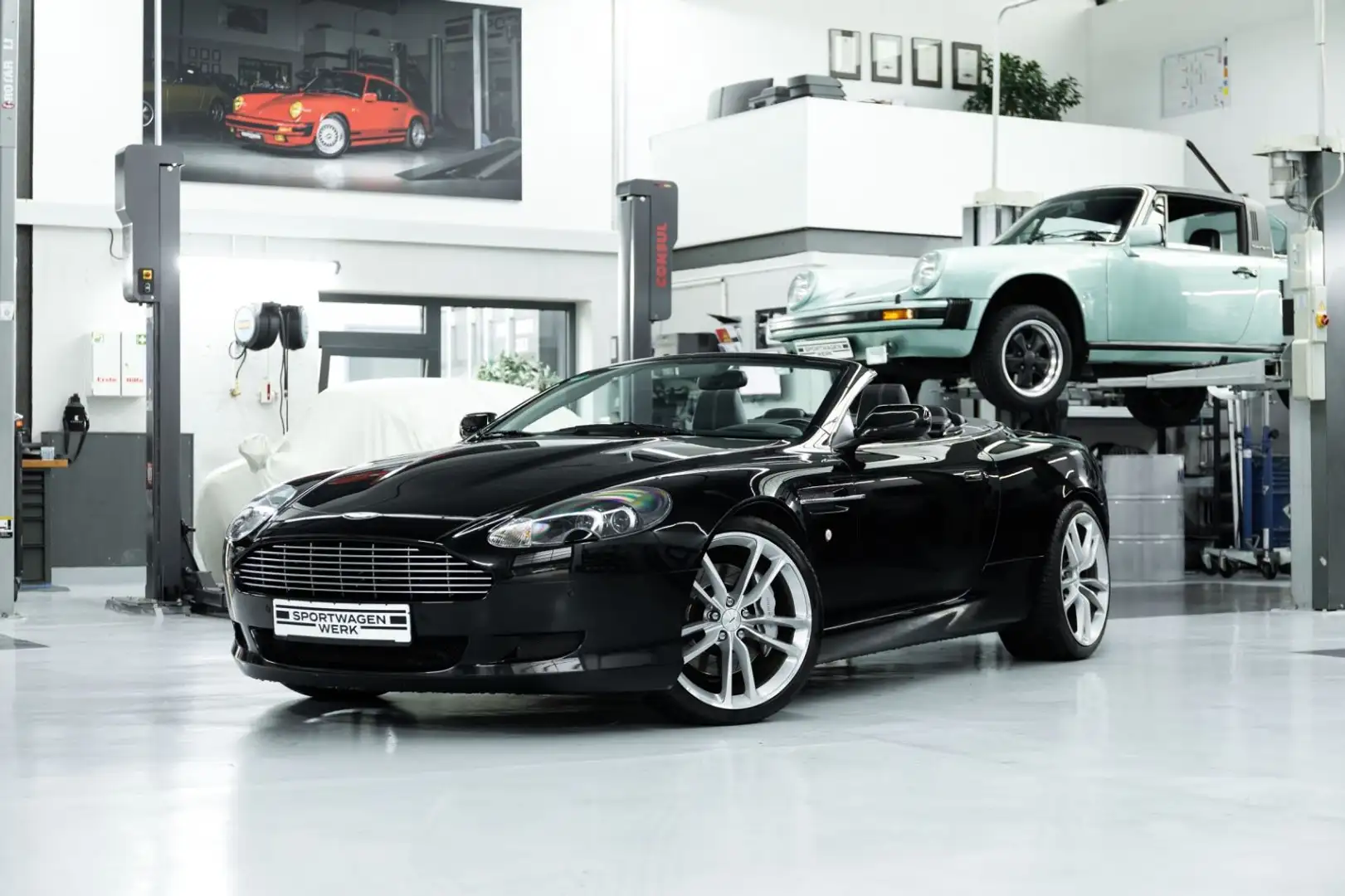 Aston Martin DB9 Volante I 1. Hand  I Deutsches KFZ Fekete - 1