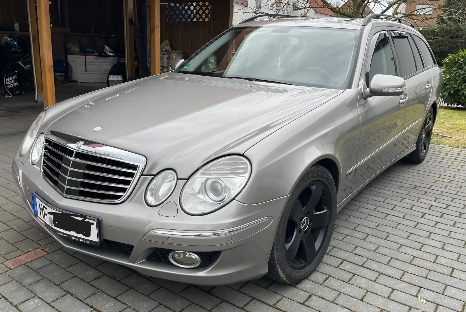 Mercedes-Benz E 320 E 320 T CDI 7G-TRONIC Elegance DPF Beige - 1