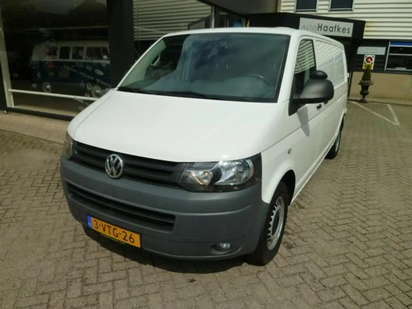 Volkswagen T5 Transporter 2.0 TDI L2H1 Wit - 1