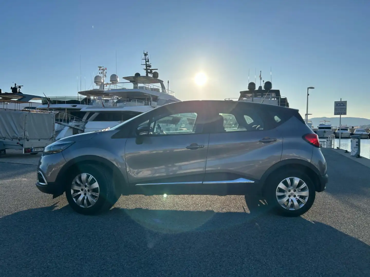 Renault Captur 1.2 TCE 120CH INTENS EDC Gris - 2