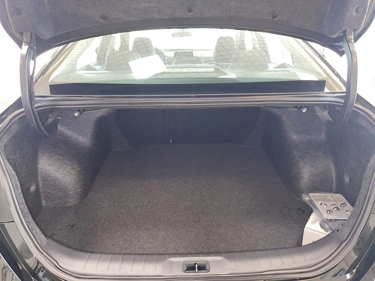 Nissan Altima снимка Nissan Altima