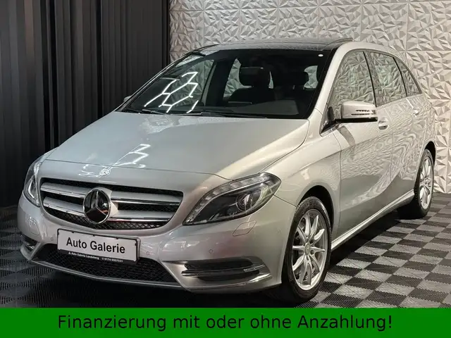 Mercedes-Benz B 220 4Matic*Panorama*Automatik*Bi-Xenon*Leder*