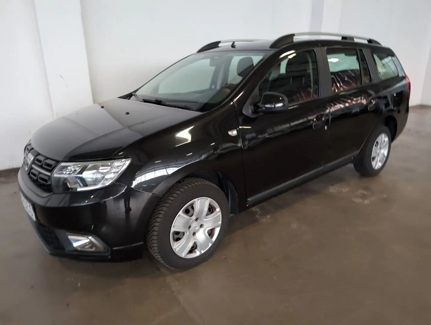Dacia Logan MCV II 90 TCe Schwarz - 2
