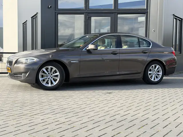 BMW 523 5-serie 523i Executive Leer | Hout | Nav. Prof | S