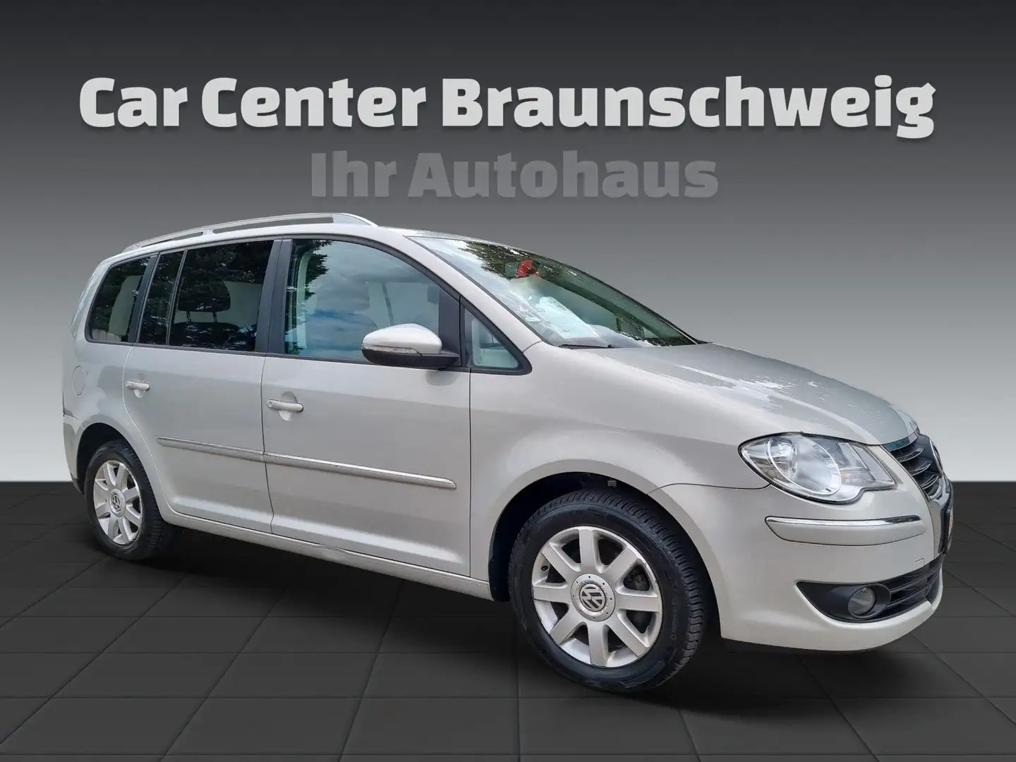 Volkswagen Touran 1.9 TDI DSG DPF Highline+Sport+Multi+Temp Plateado - 2