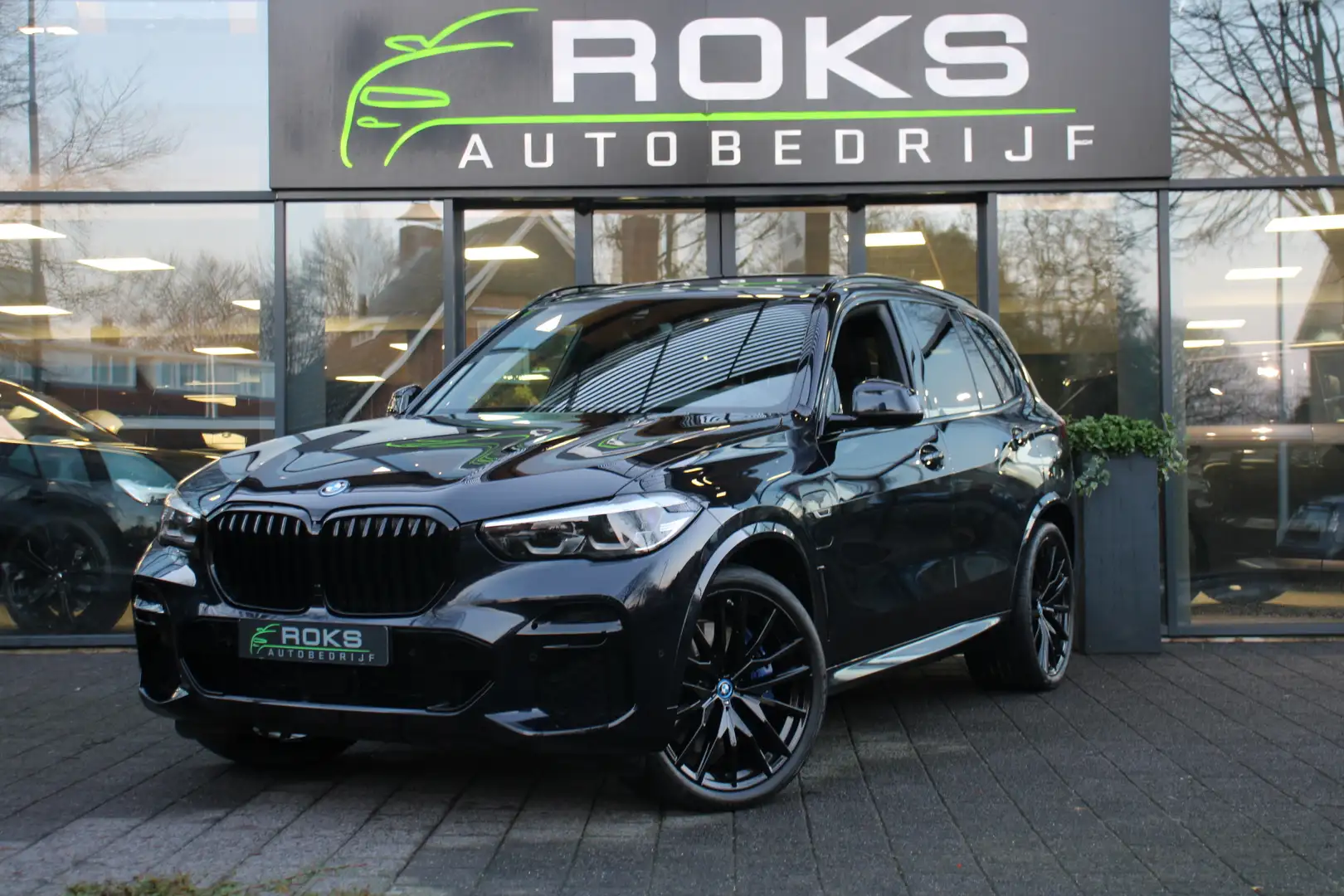 BMW X5 xDrive45e High Executive M-SportPakket Shadowline/ Zwart - 1