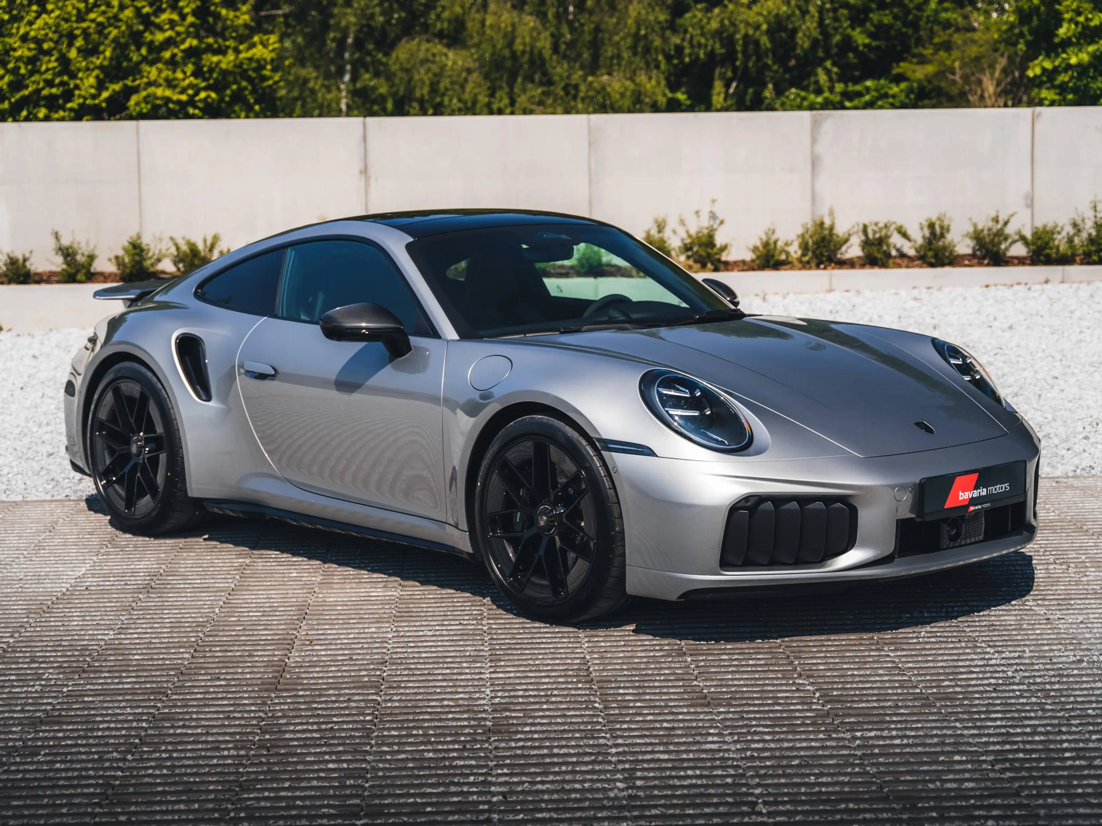 Porsche 992 992.2 Turbo S / GT Silver Metallic / Lift / Carbon / BOSE / Pano