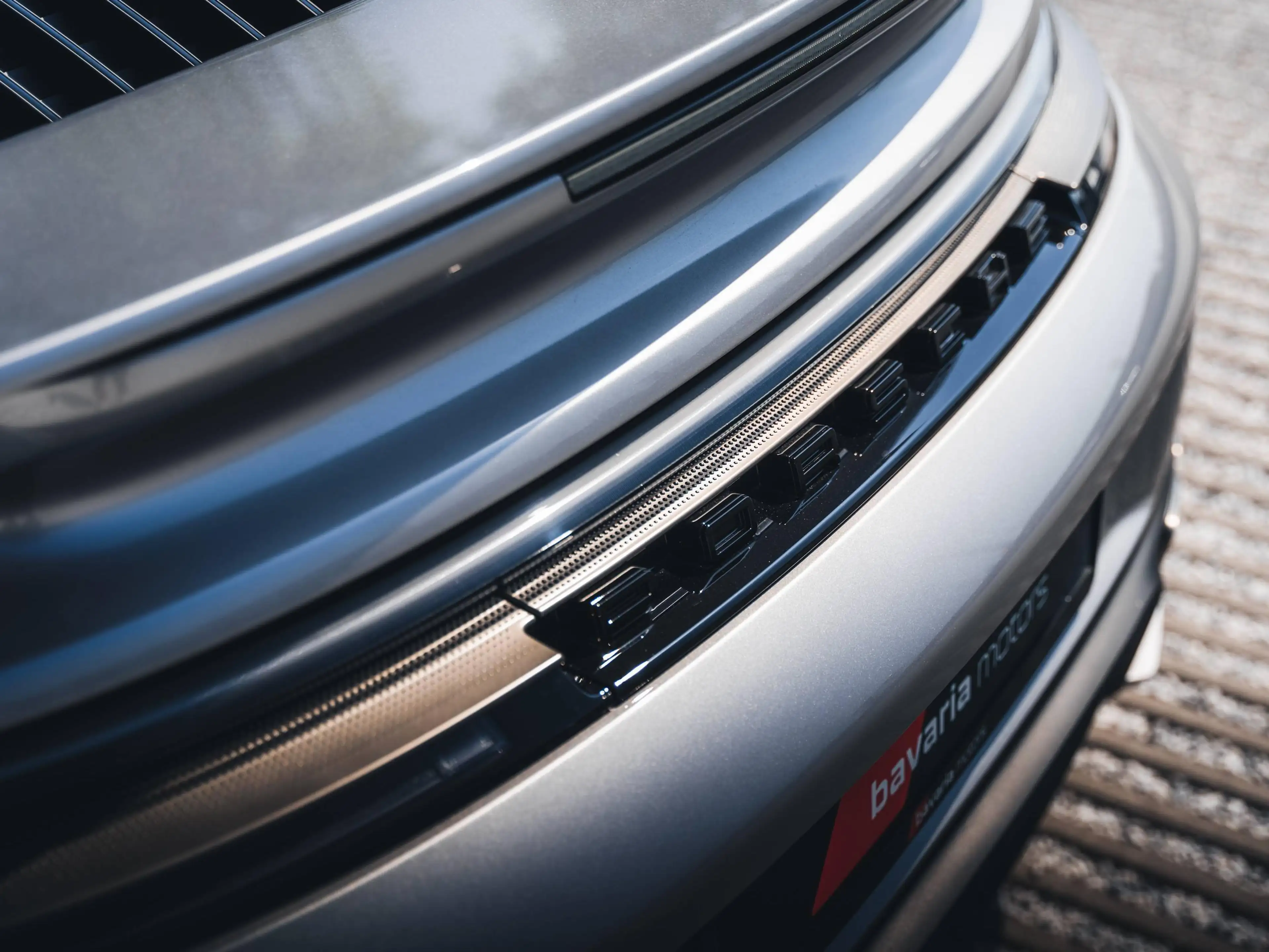Porsche 992 992.2 Turbo S / GT Silver Metallic / Lift / Carbon / BOSE / Pano — photo 11