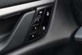 Porsche Taycan 4S Performance SportChrono 2 LED Schermen Panodak Zwart - thumbnail 17