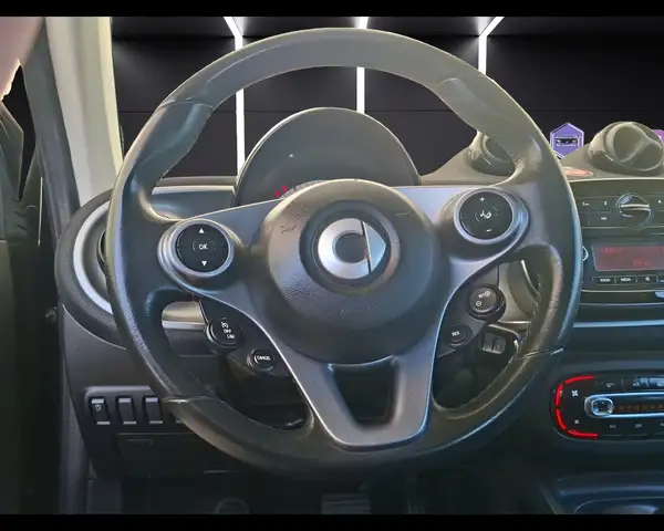 Smart Fortwo view 11