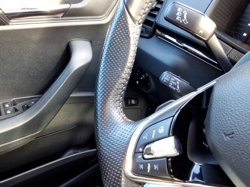 Skoda Karoq 2.0 TDI Sportline 4x4 DSG Matrix Navi AHK — photo 13