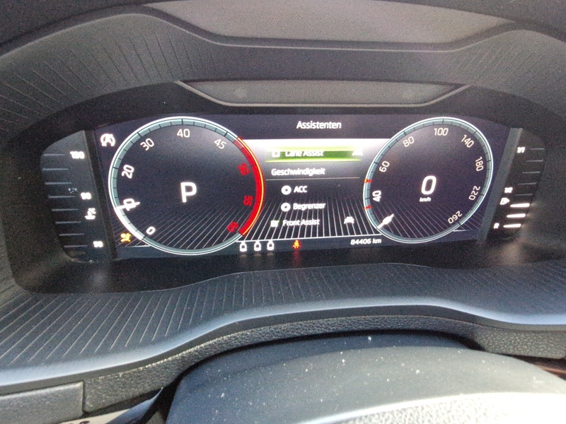 Skoda Karoq 2.0 TDI Sportline 4x4 DSG Matrix Navi AHK — photo 12