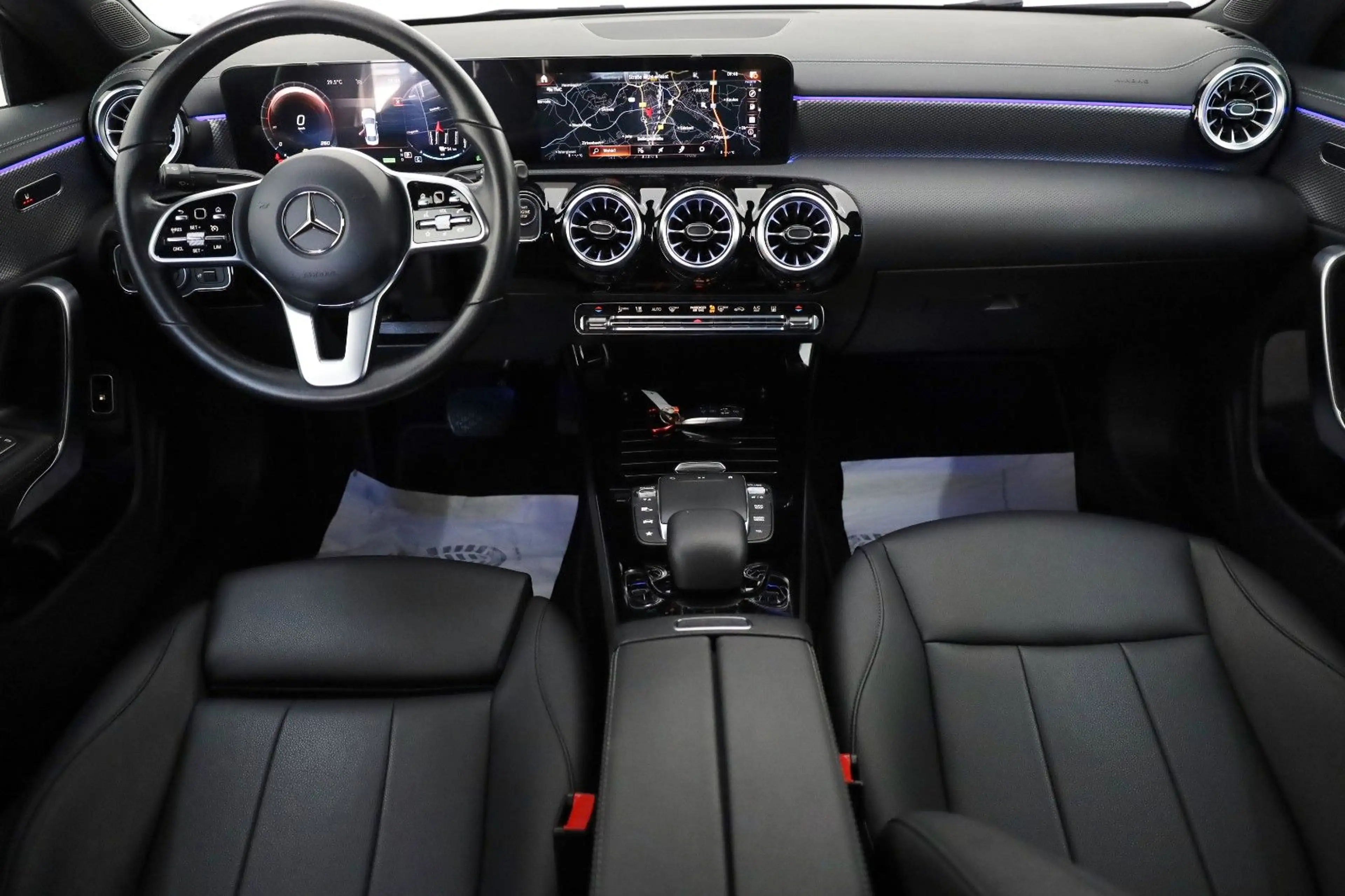 Mercedes-Benz CLA 250 e Coupe,Progressive,Leder,Navi,SH,Kamera — photo 3