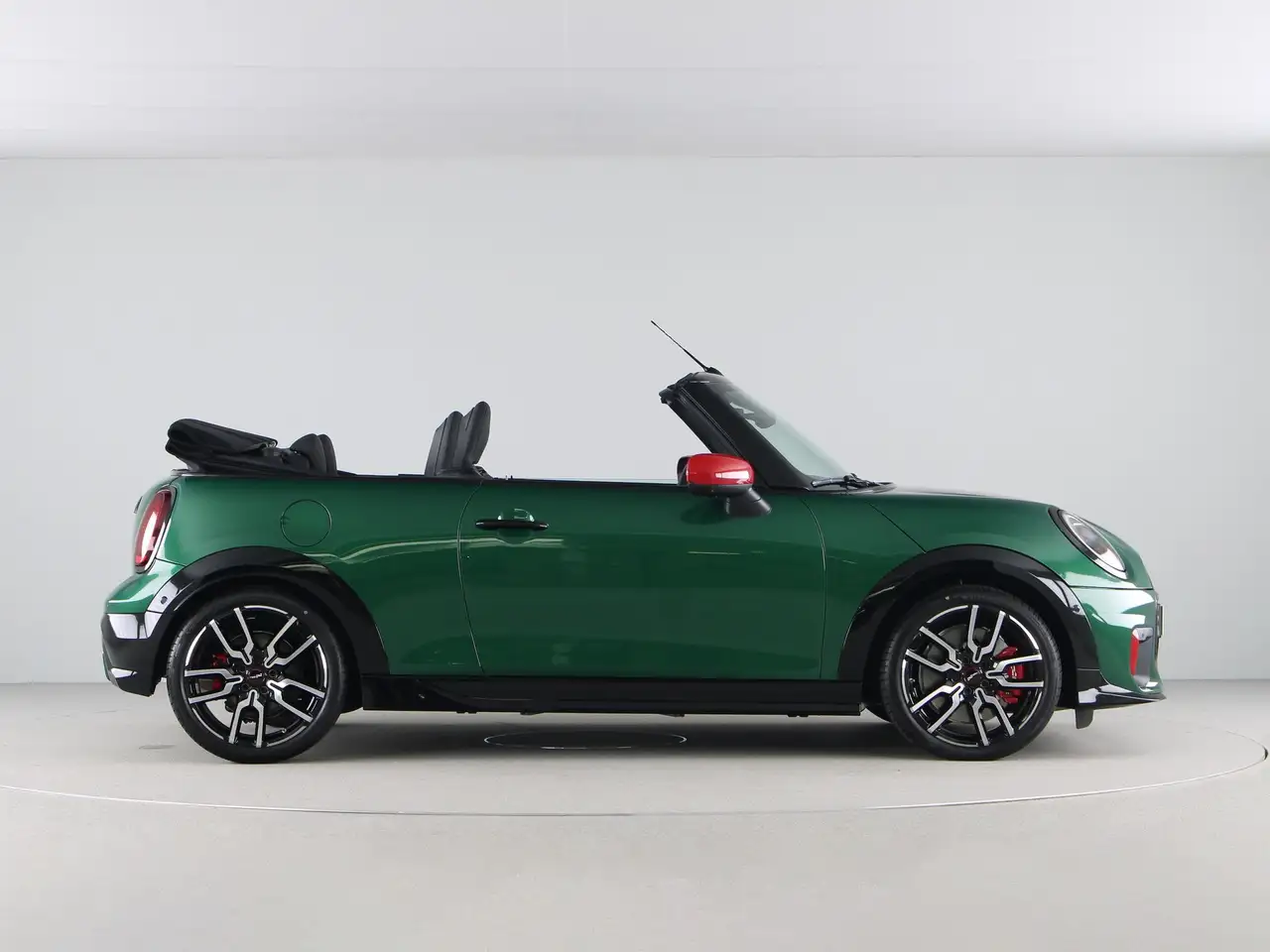 MINI Cooper Cabrio 2026 — фото 11