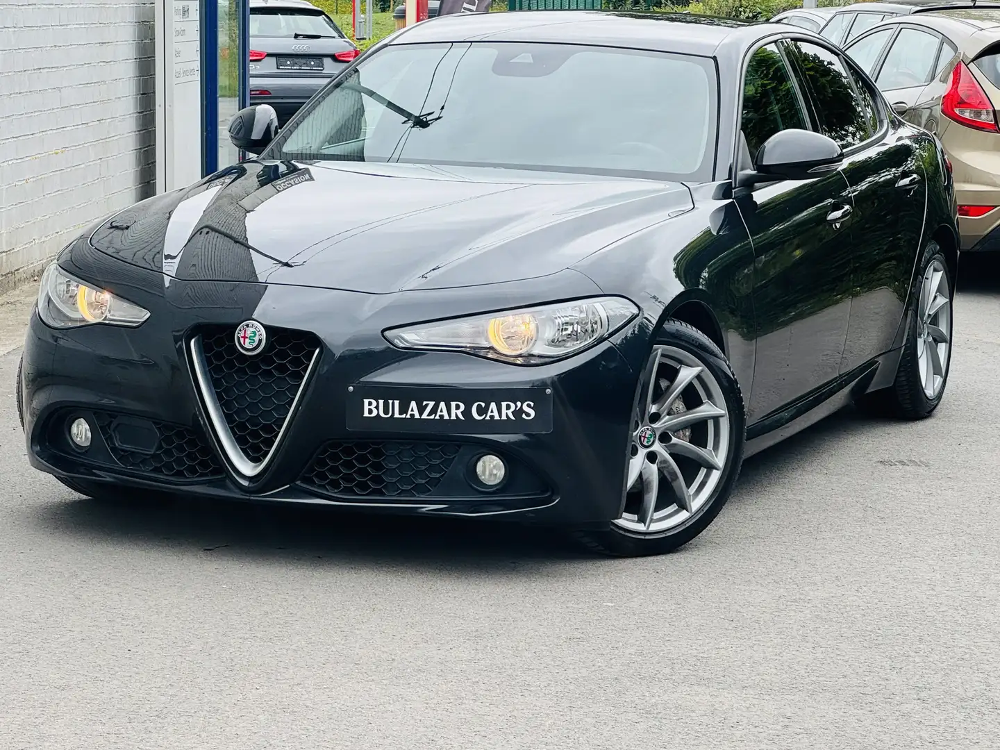 Alfa Romeo Giulia 2.0 JTDm Sport Collezione*CUIR*NAVI*GARANTIE Noir - 1
