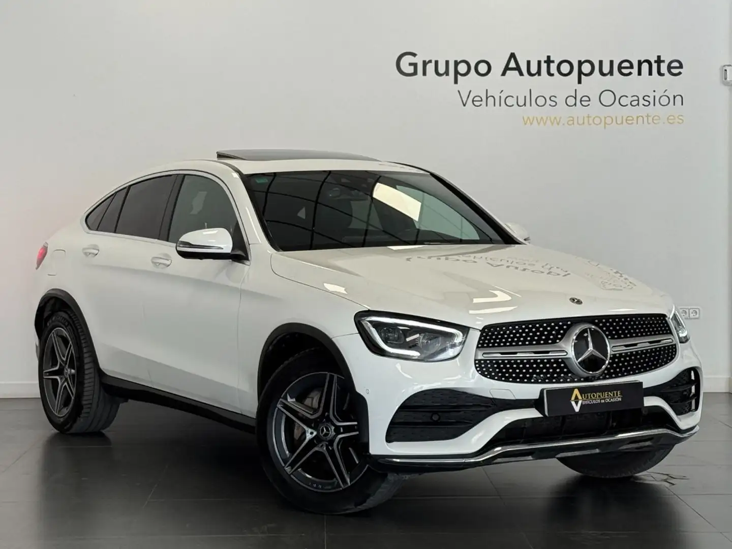 Mercedes-Benz GLC 43 AMG 4MATIC Biały - 1