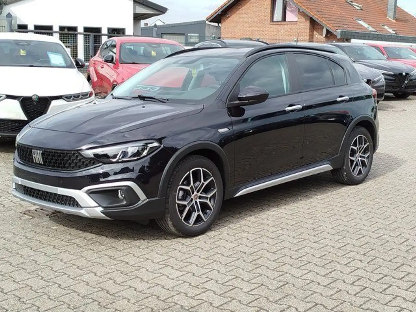 Fiat Tipo Cross 1.5 MHEV #TechPaket #KomfortPaket Negro - 1