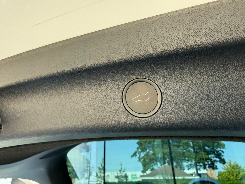 Tesla Model Y Long Range AWD 75 kWh - Automaat - Panoramadak - N — photo 10