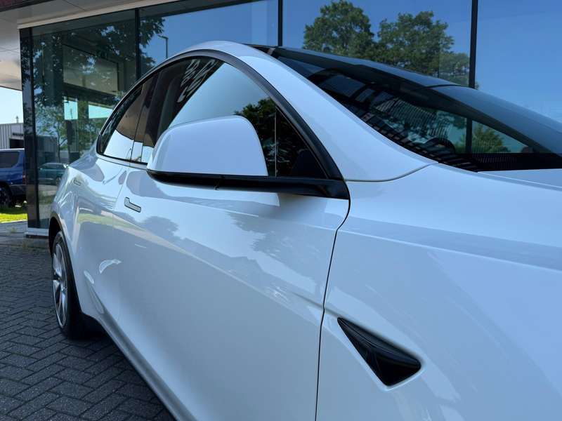 Tesla Model Y Long Range AWD 75 kWh - Automaat - Panoramadak - N — photo 19