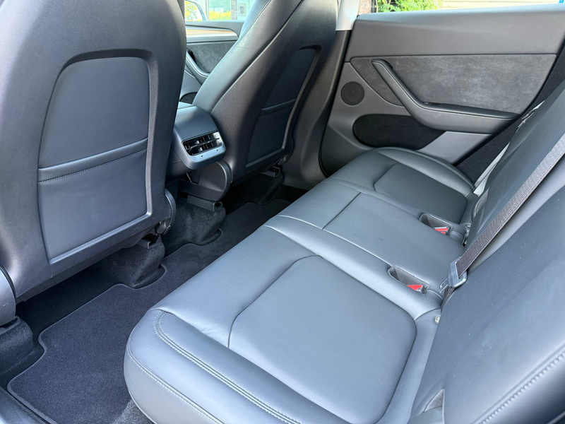 Tesla Model Y Long Range AWD 75 kWh - Automaat - Panoramadak - N — photo 24