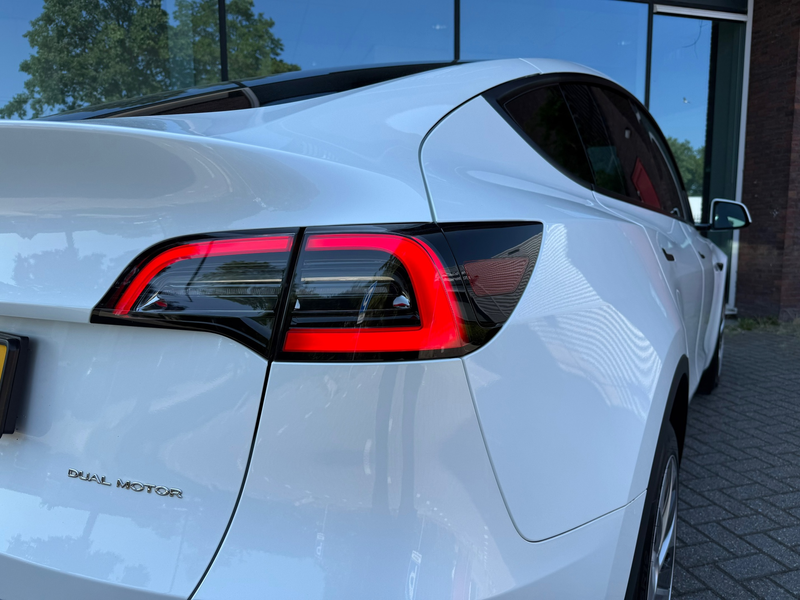 Tesla Model Y Long Range AWD 75 kWh - Automaat - Panoramadak - N — photo 29