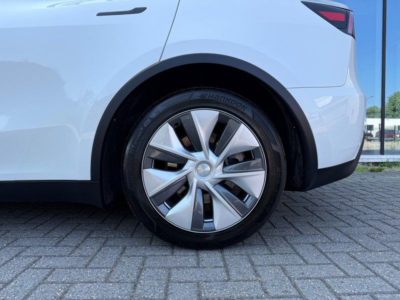 Tesla Model Y Long Range AWD 75 kWh - Automaat - Panoramadak - N — photo 13
