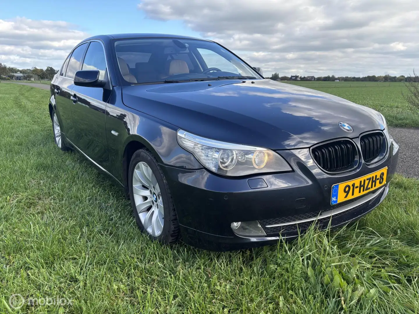 BMW 520 5-serie 520i Corporate Lease Business Line Edition Azul - 2