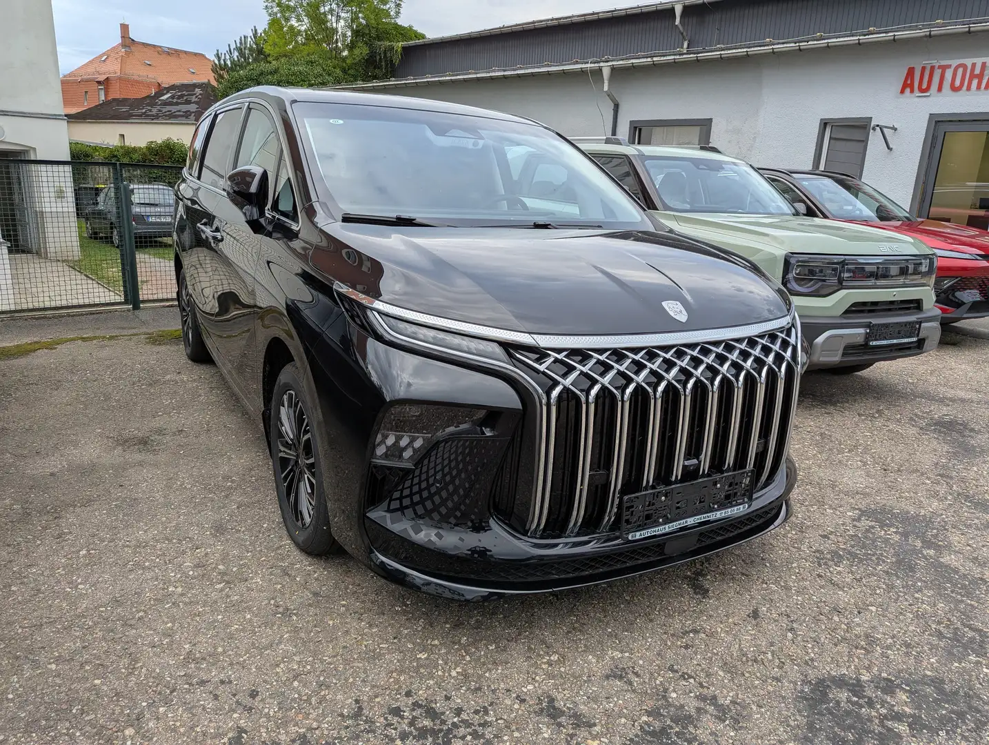 Forthing Forting 9 HEV Schwarz - 1