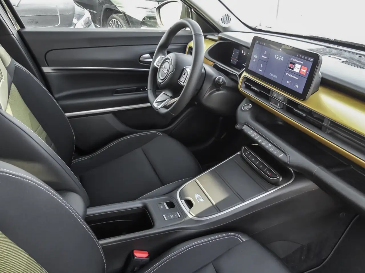 Jeep Avenger Summit Electric 360 Kamera LED El. Heckklappe Appl 5