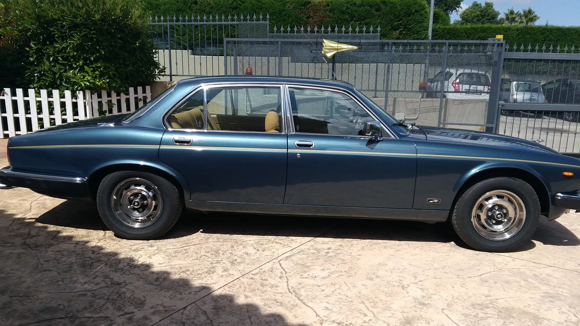 Jaguar XJ6 XJ6 4.2 Bleu - 2