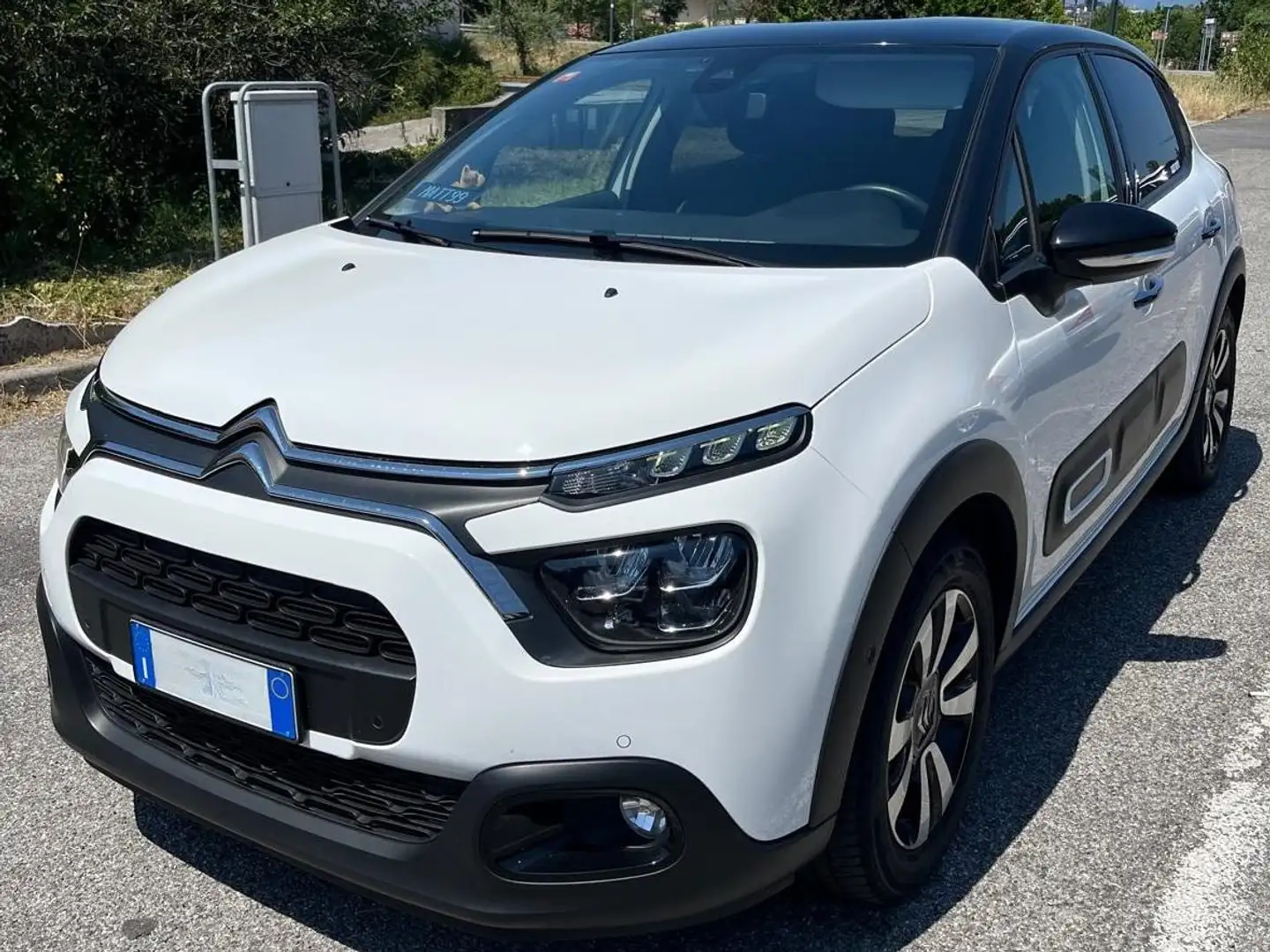 Citroen C3 C3 1.5 bluehdi Shine Pack S&S 100cv 6m Bianco - 1