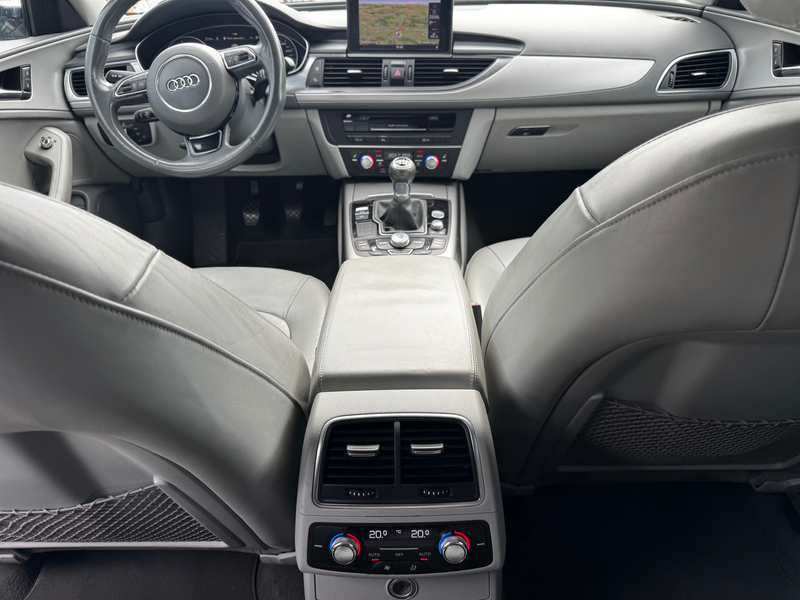 Audi A6 Klimaautomatik Tempomat Leichtmetallfelgen V6 VOLLLEDER Navi — photo 10