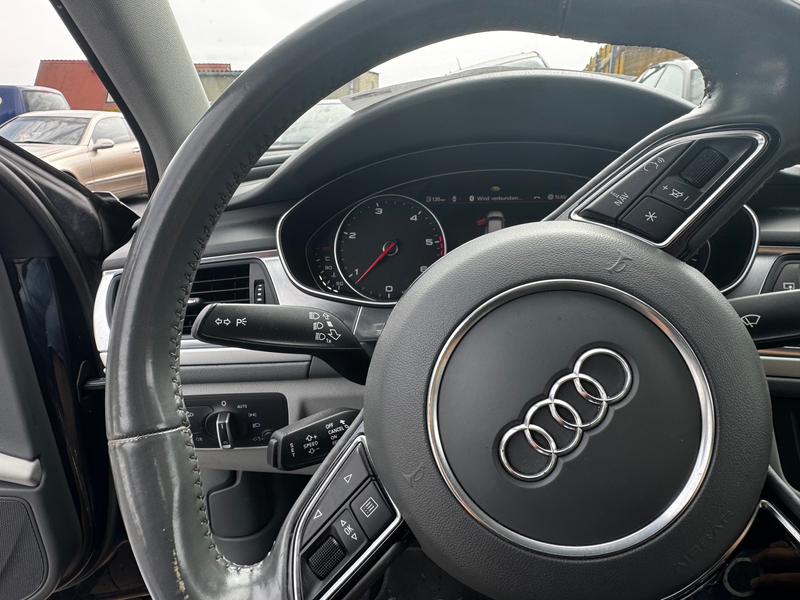 Audi A6 Klimaautomatik Tempomat Leichtmetallfelgen V6 VOLLLEDER Navi — photo 9