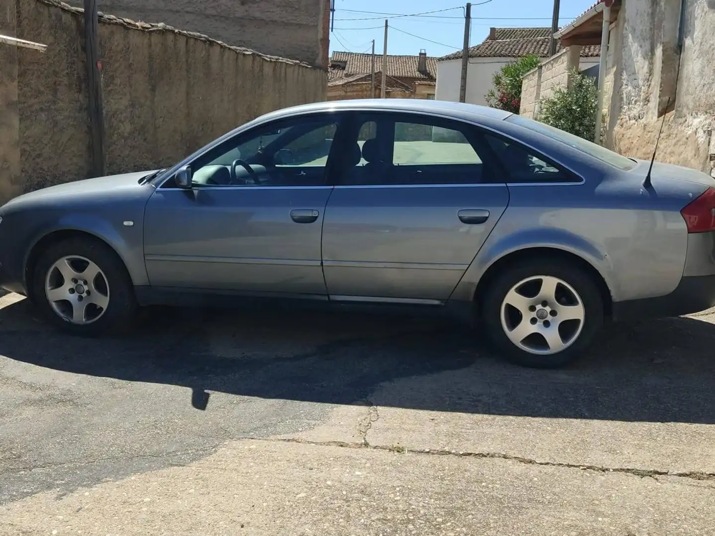 Audi A6 A6 Avant 2.5TDI quattro Tiptronic - 1