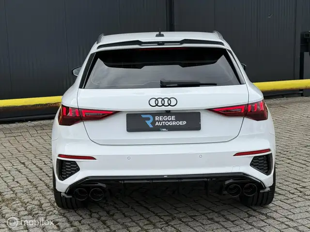 Audi A3 view 9