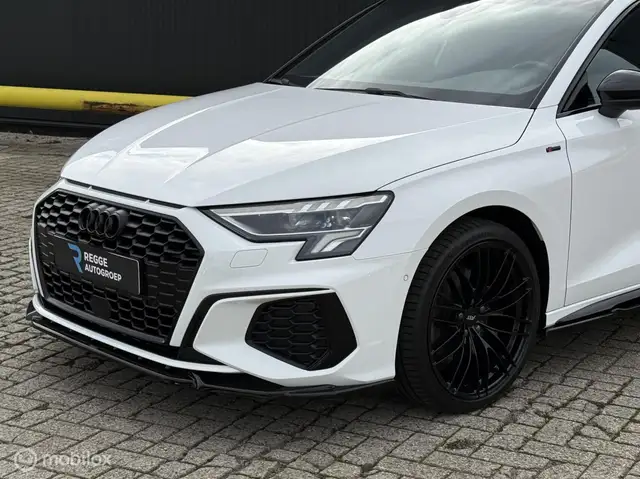 Audi A3 view 5
