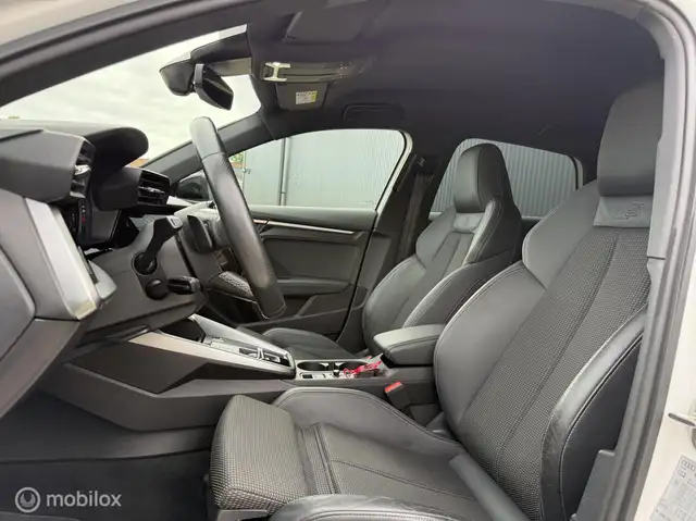 Audi A3 view 4