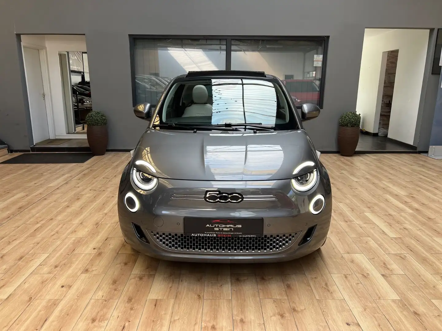 Fiat 500e 500 e La Prima/ACC/Navi/Kamera/Alu Grau - 2