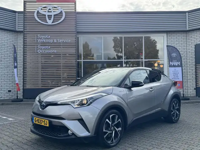 Toyota C-HR 1.8 HYBRID BI-TONE KEYLESS NAVI AFN-TREKHAAK CAMER