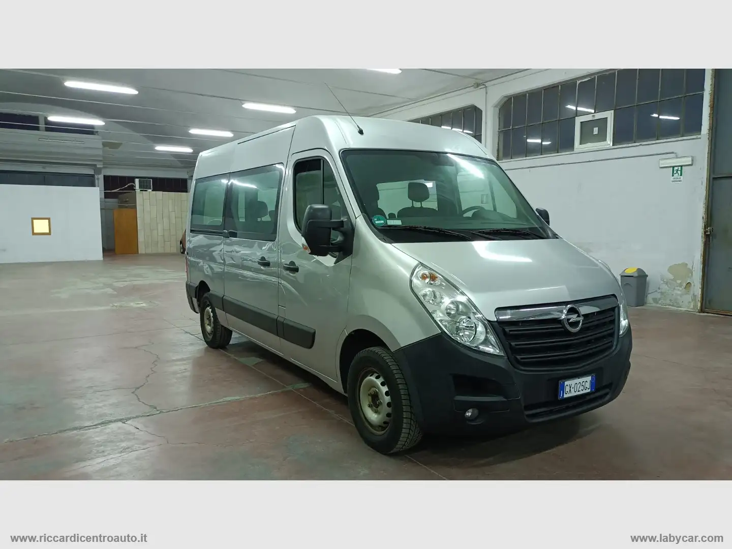 Opel Movano Mov.33 2.3BiTurbo145 S&S 8/9 POSTI PM-TM Grijs - 2