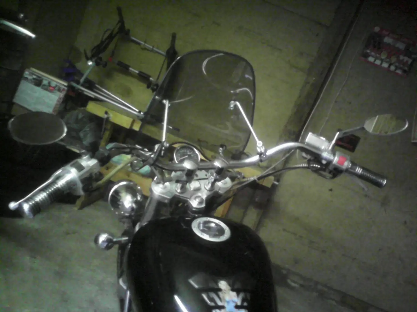 Suzuki VZ 800 Noir - 1
