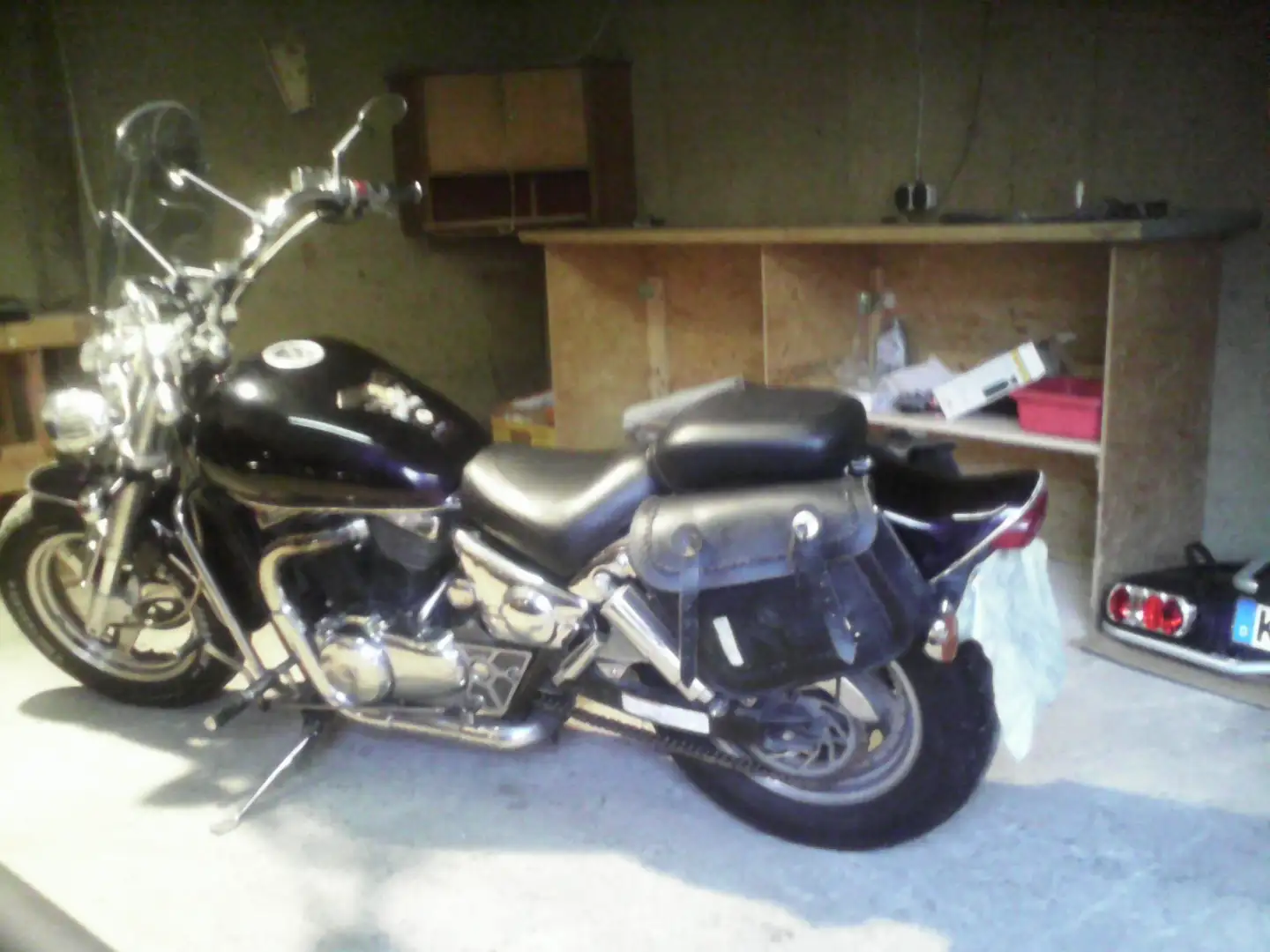 Suzuki VZ 800 Noir - 2