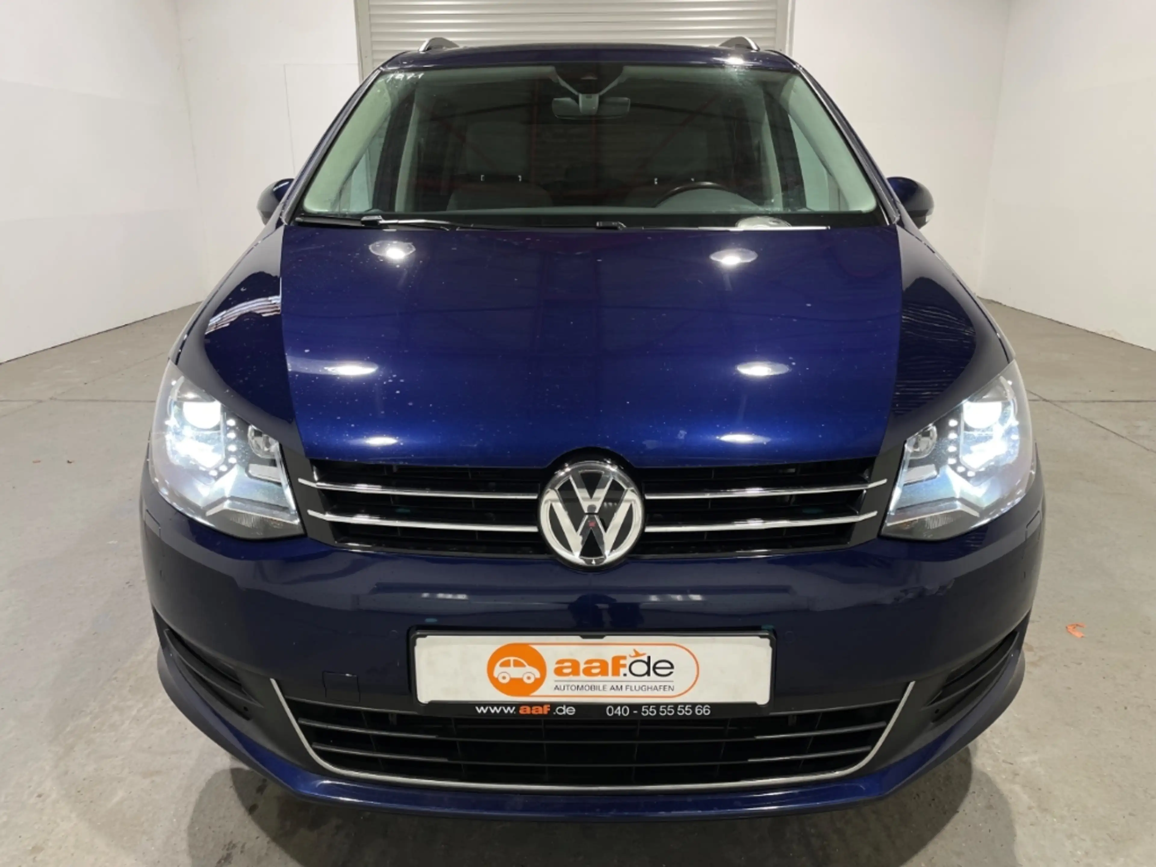 Volkswagen Sharan DSG Comfortline EU6d 7-Sitzer ACC Pano StHz — photo 35