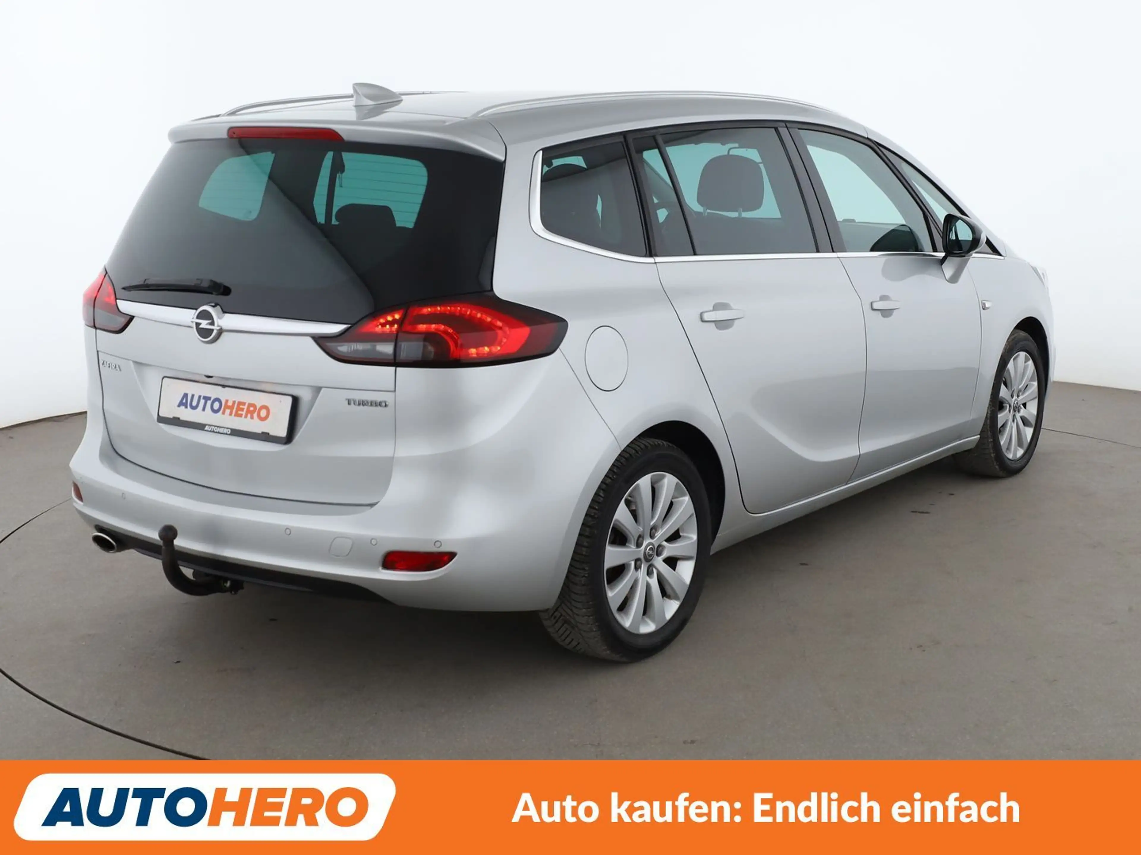 Opel Zafira Tourer 1.6 SIDI Turbo Innovation Aut.*NAVI*LED*ACC*CAM* — photo 6