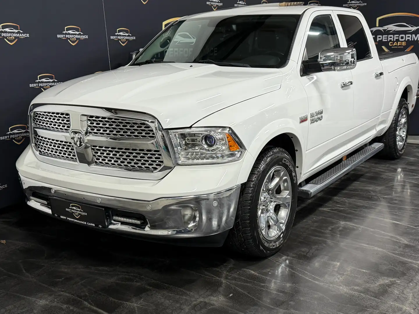 RAM 1500 RAM 1500 Crew Cab Laramie Long Blanco - 1